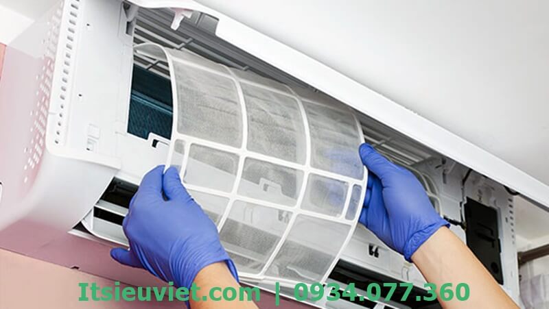 Dịch vụ vệ sinh máy lạnh tận nhà giá rẻ, cam kết sạch lâu của IT SIÊU VIỆT